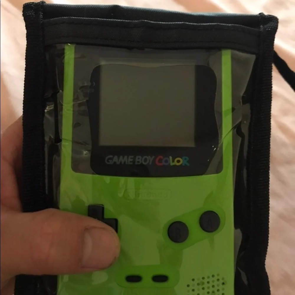 Nintendo Gameboy Color - Picture 2 of 11